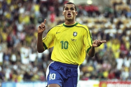 得分的双重 得分的双重