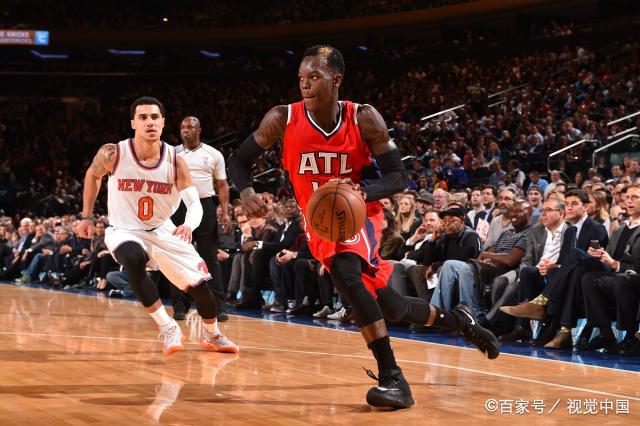 在两条主线 在两条主线